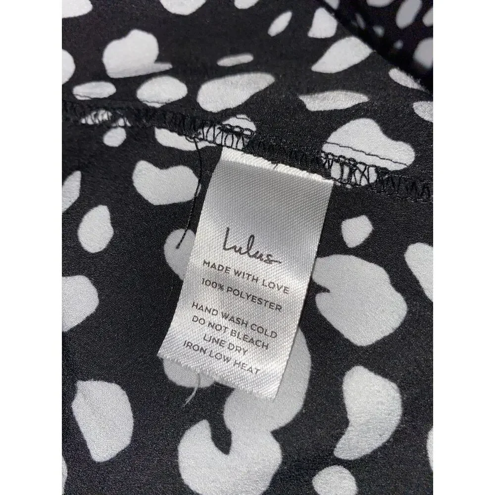 Lulu’s Black White Abstract Print Wrap Midi Skirt Size Medium